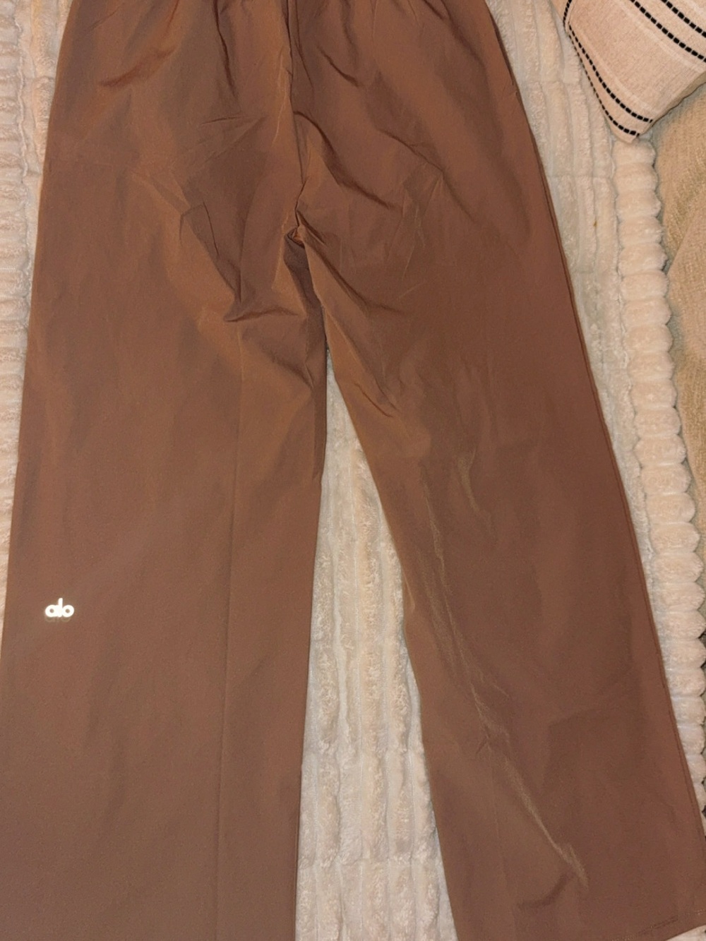 ALO Yoga Mauve Brown Elastic-Waist Lounge Pants - Picture 8 of 9